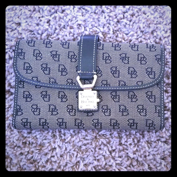 Dooney & Bourke Handbags - Wallet